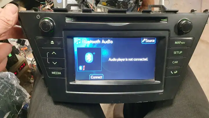 Toyota Prius+ (ZVW40) (2011 - 2018)  8614047150 Радио/ проигрыватель CD/DVD / навигация