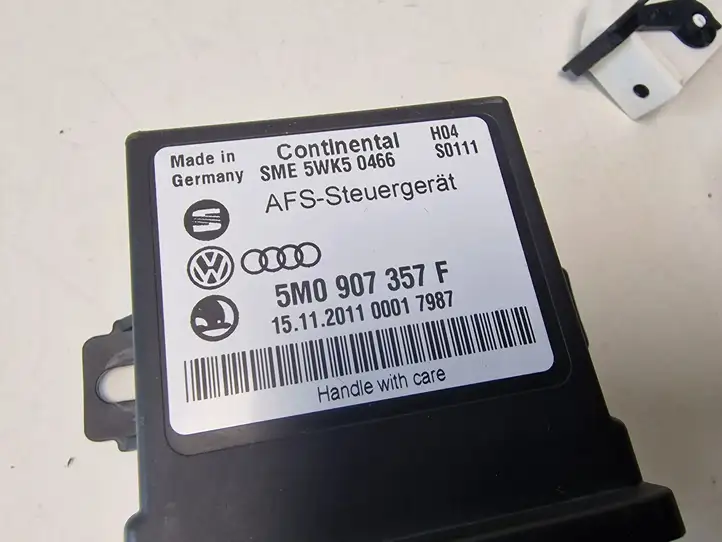 Volkswagen PASSAT B7 (2011 - 2014) 5M0907357F Блок управления светом — фото 3