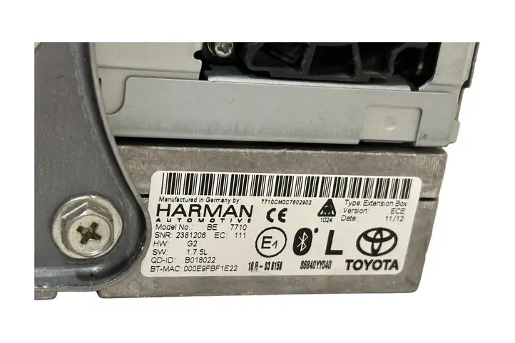 Toyota Avensis T270 (2009 - 2012) 8614005020 Магнитола / мультимедийная система — фото 3
