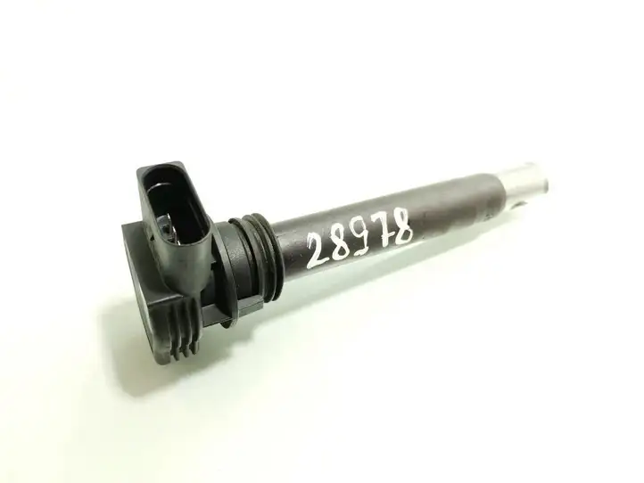 Volkswagen Scirocco (2008 - 2014) 06H905115 Катушка зажигания — фото 1