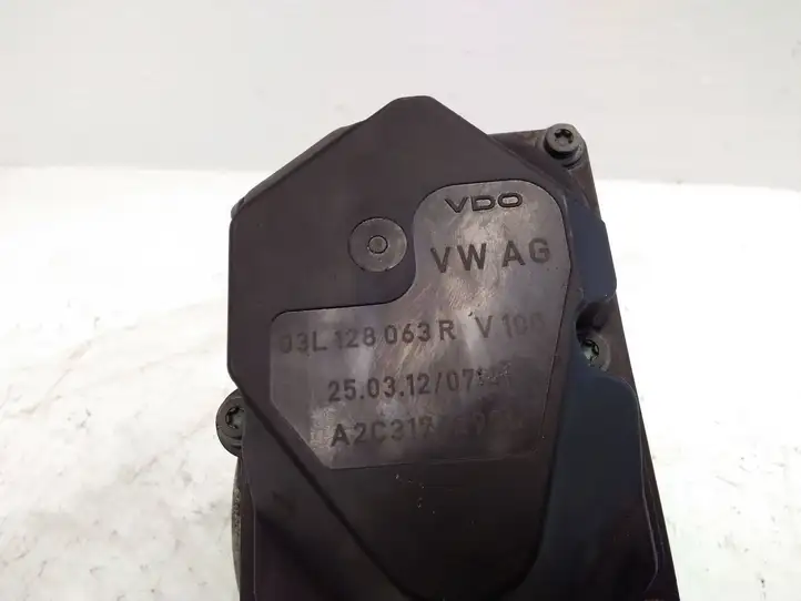 Audi A6 C7 (2011 - 2014) 03L128063R Дроссельная заслонка — фото 4