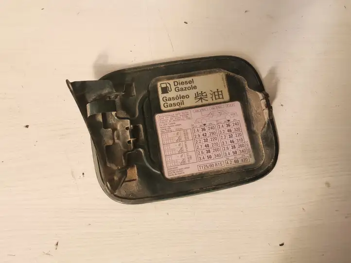 Audi A6 S6 C5 4B (2001 - 2004) 1H0010092L Крышка топливного бака — фото 2
