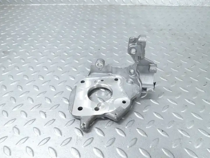Citroen C4 (2016 - ) 9817304180 Кронштейн топливного насоса — фото 3