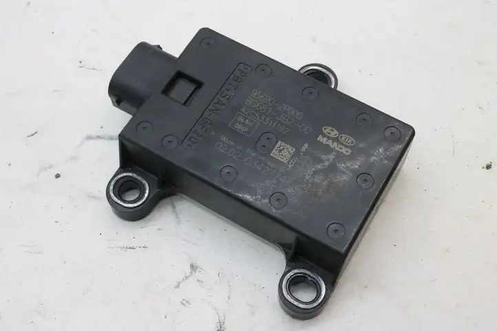Kia Sorento (2009 - 2014) 956902P000 Датчик ускорения — фото 2