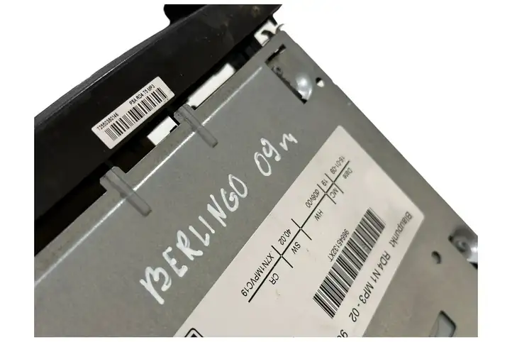 Citroen Berlingo (2003 - 2007) 7647179394 Магнитола / мультимедийная система — фото 2