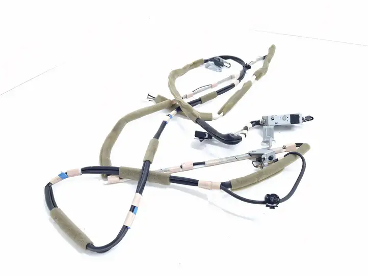 Toyota Land Cruiser (J120) (2002 - 2009) 8630060220 Прочая электропроводка — фото 2