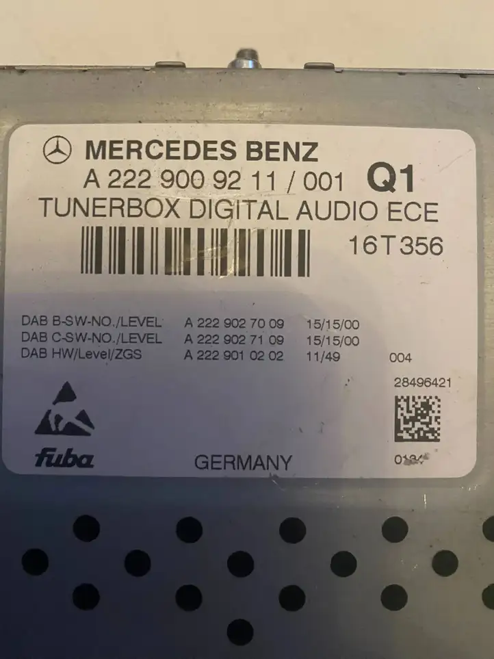 Mercedes-Benz GLE W166/C292 (2015 - 2019) A2229009211 Магнитола / мультимедийная система — фото 4