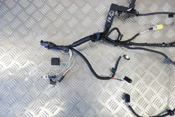 Toyota Yaris XP210 (2020 - ) AB111K0470 Прочая электропроводка — фото 2