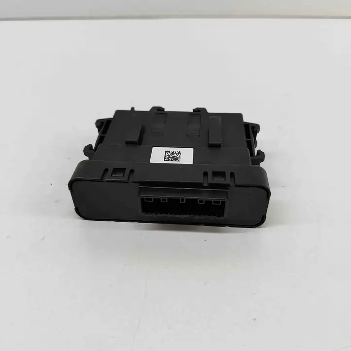 Nissan Juke II F16 (2019 - )  284Y66LA6E Модуль управления gateway