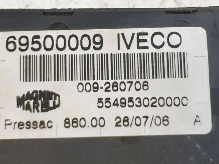 Iveco Daily Daily 35 - 40.10 (2001 - 2016) 69500009 Блок предохранителей — фото 6