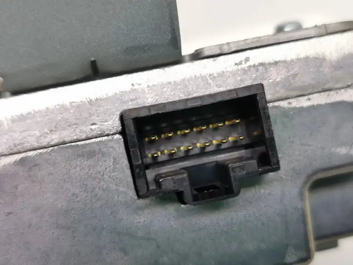 Kia Soul (2014 - 2016) 96390E4010 USB модуль — фото 3