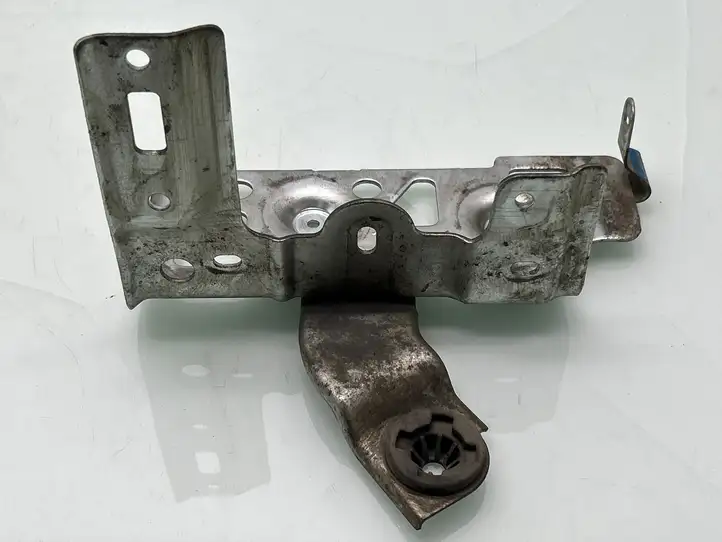 Nissan Qashqai (2010 - 2013) Кронштейн ЭБУ двигателя — фото 2