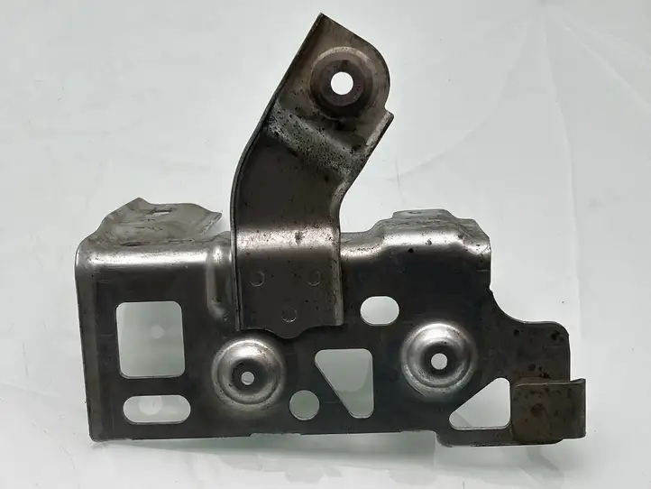 Nissan Qashqai (2010 - 2013) Кронштейн ЭБУ двигателя — фото 3
