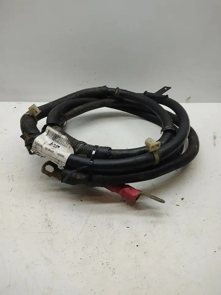 Jaguar XF X250 (2007 - 2015)   Плюсовый провод (аккумулятора)