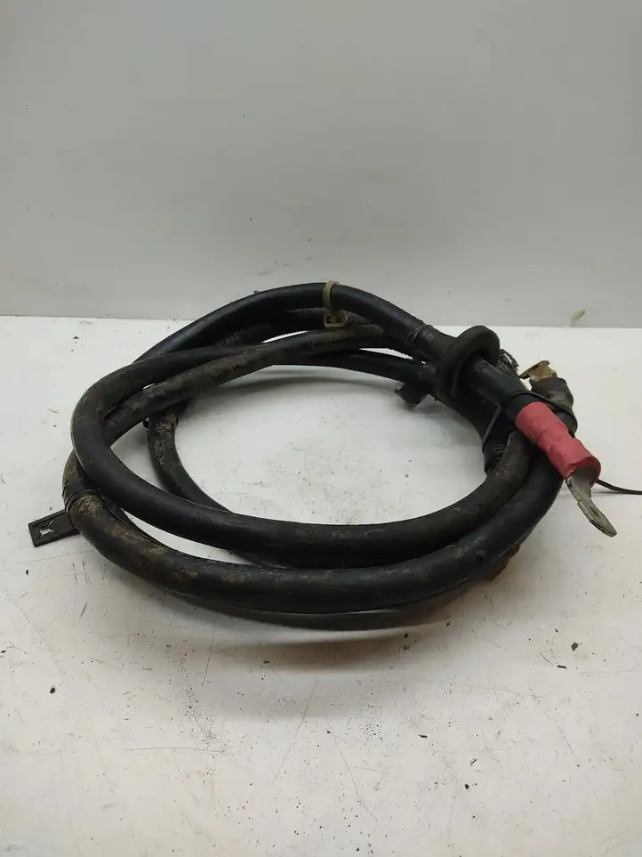 Jaguar XF X250 (2007 - 2015)   Плюсовый провод (аккумулятора)