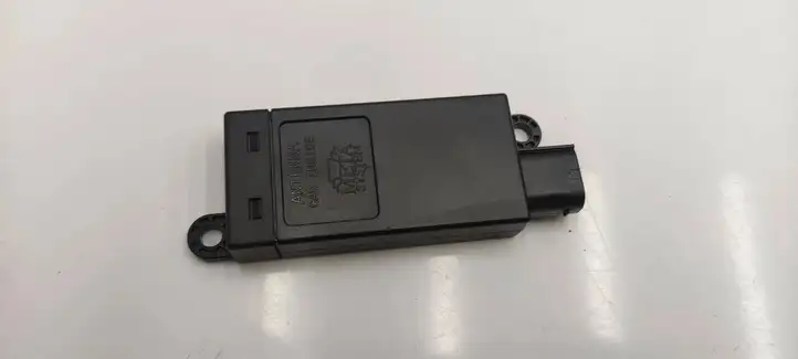 BMW M4 F82 F83 (2014 - 2020) 9233009 Блок управления сигнализацией — фото 3