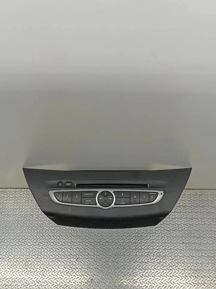 Renault Laguna III (2007 - 2015) 281150013R Магнитола / мультимедийная система — фото 1