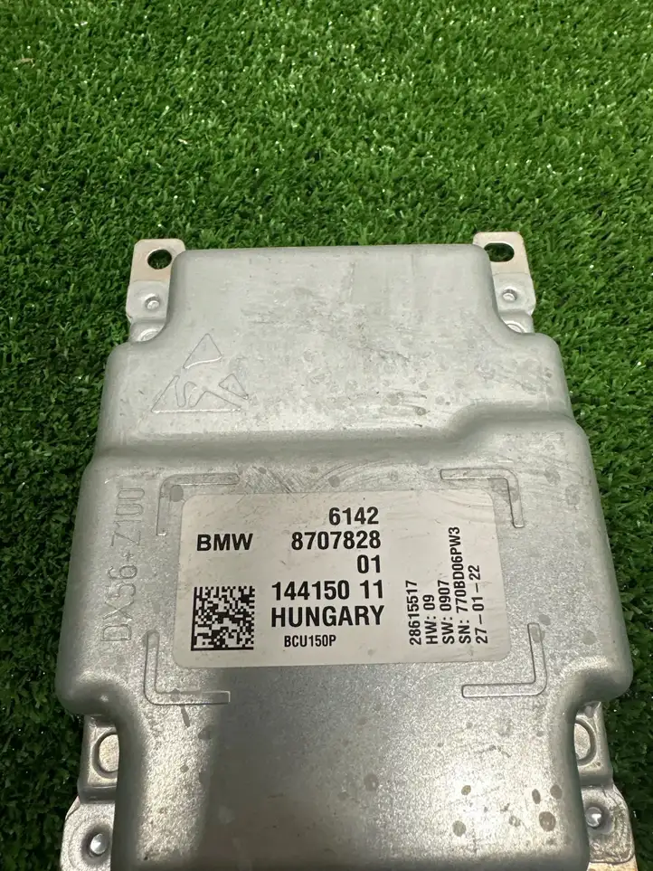 BMW 3 G20 G21 (2019 - ) 14415011 Блок управления аккумулятором — фото 4