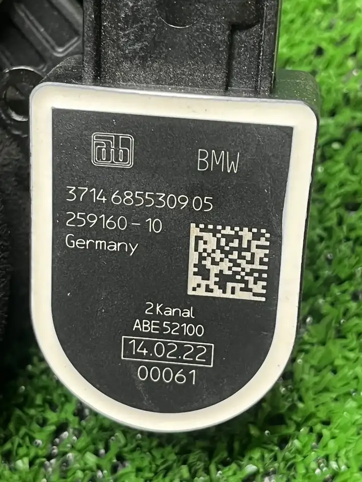 BMW 3 G20 G21 (2019 - ) 6855309 Датчик педали тормоза — фото 3