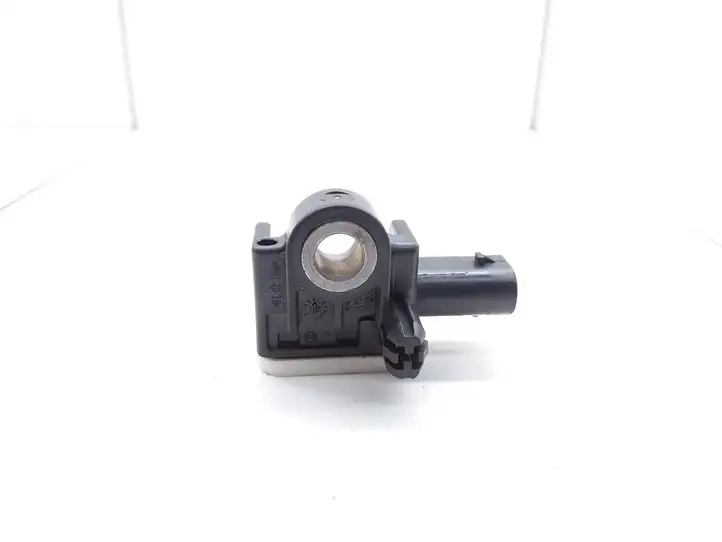 Mercedes-Benz B-class W246 (2011 - 2014) 1668210151 Датчик удара SRS — фото 2