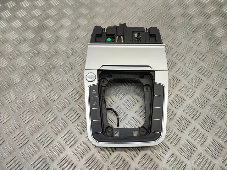 Volkswagen PASSAT B8 (2015 - ) 5G0980611 Модуль беспроводной зарядки — фото 8