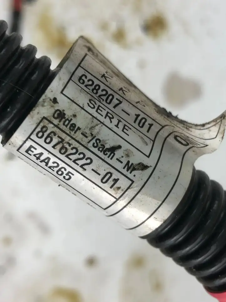 BMW 3 F30 F35 F31 (2012 - 2018) 8676222 Плюсовой провод аккумулятора — фото 8