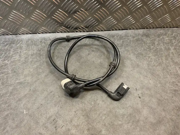 Mercedes-Benz C W205 (2014 - 2021) A2055404106 Прочая электропроводка — фото 1