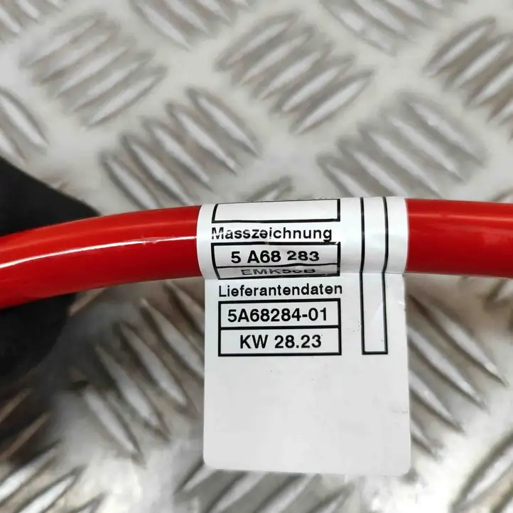 BMW i4 (2021 - ) 5A68283 Плюсовой провод аккумулятора — фото 6