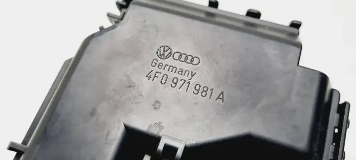 Audi A6 S6 C6 4F (2008 - 2011) 4F0971981A Клеммный узел плюсовых проводов — фото 5