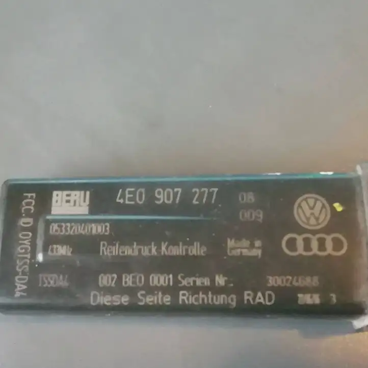 Audi A8 S8 D3 4E (2005 - 2007) 4E0907277 Датчик давления шин — фото 3
