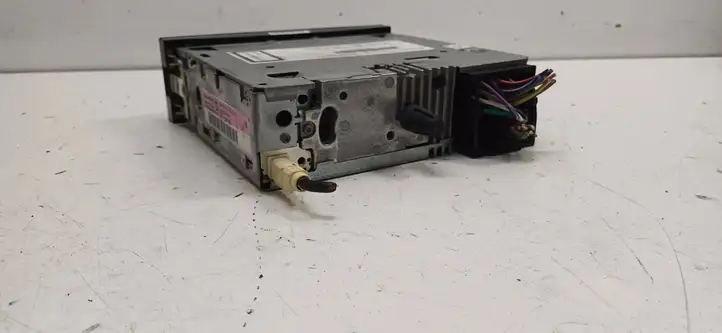 Peugeot 307 (2005 - 2008)  7645038393 Радио/ проигрыватель CD/DVD / навигация