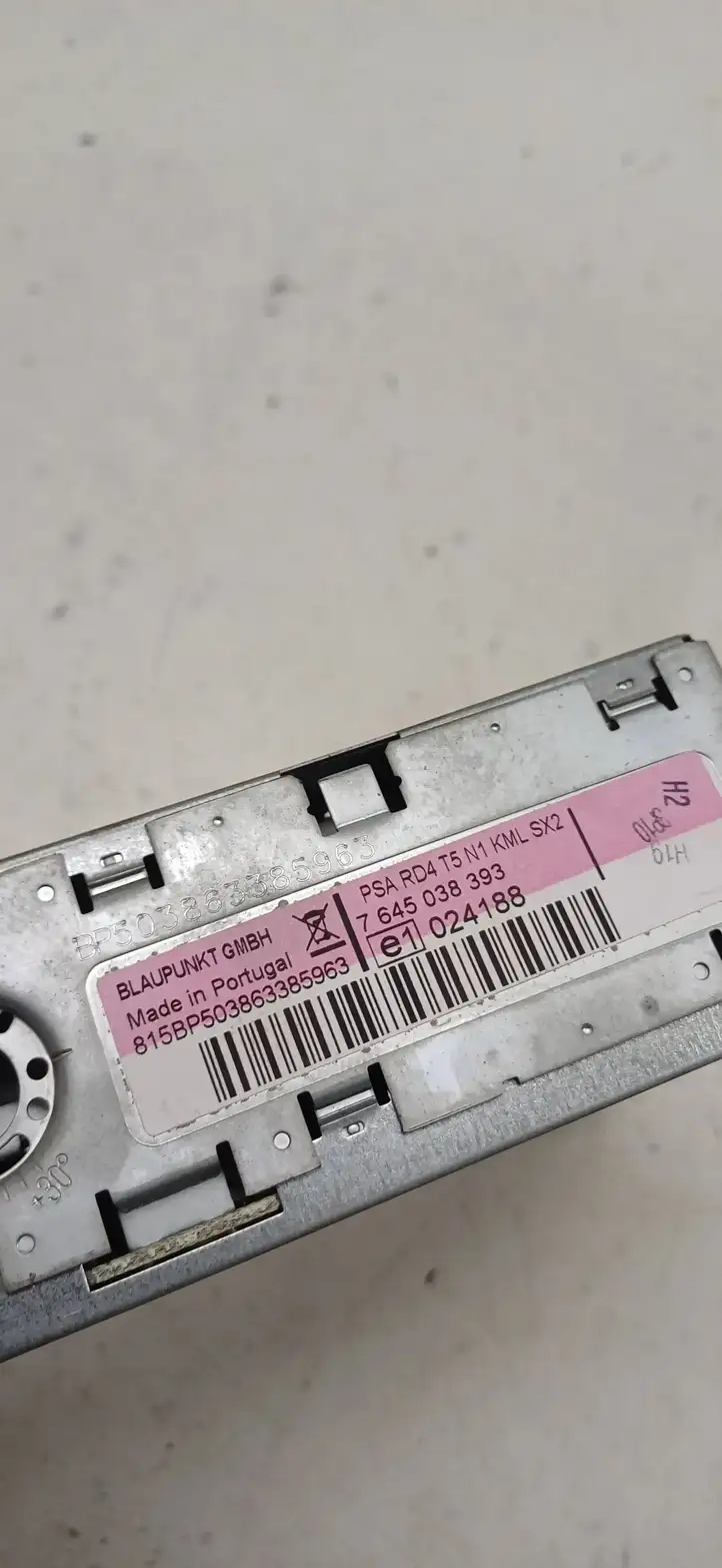 Peugeot 307 (2005 - 2008)  7645038393 Радио/ проигрыватель CD/DVD / навигация