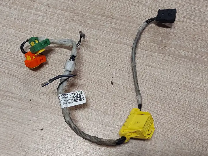 Audi A4 S4 B8 8K (2007 - 2011) 8K0971589G Прочая электропроводка — фото 1