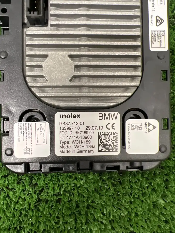 BMW X5 G05 (2018 - ) 4774A18900 Модуль беспроводной зарядки — фото 3