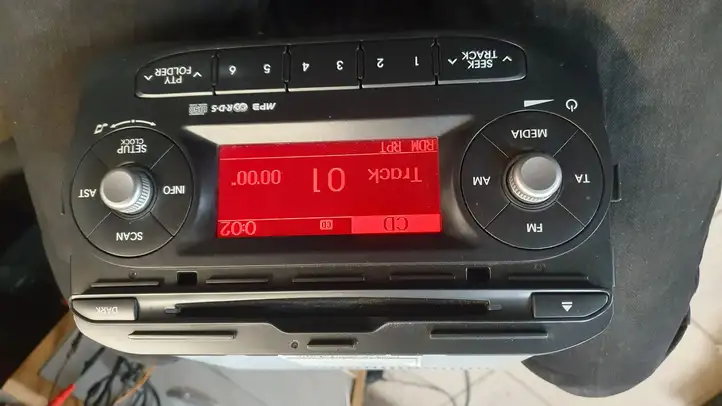 Kia Picanto (2011 - 2015)  961701Y201MB2 Радио/ проигрыватель CD/DVD / навигация