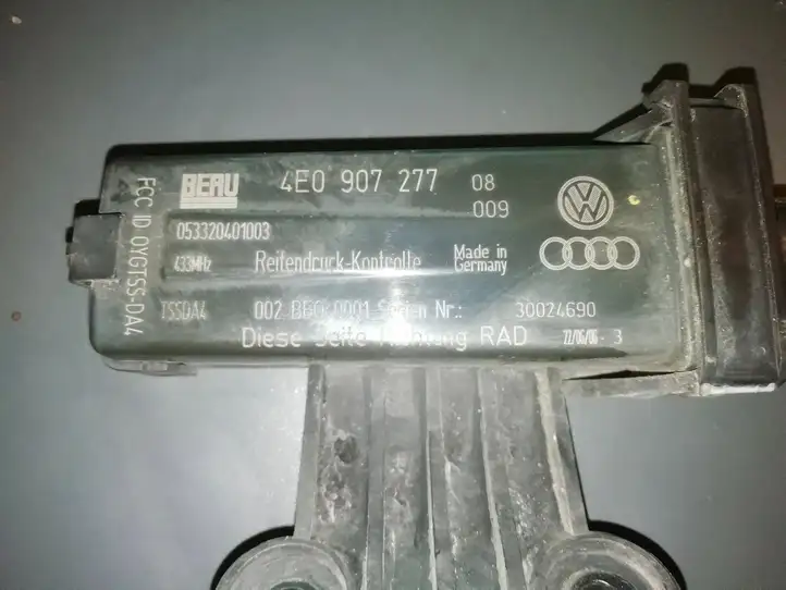 Audi A8 S8 D3 4E (2005 - 2007) 4E0907277 Датчик давления шин — фото 2