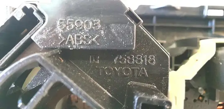 Toyota Corolla E120 E130 (2000 - 2004) 758818 Блок управления кондиционером — фото 3