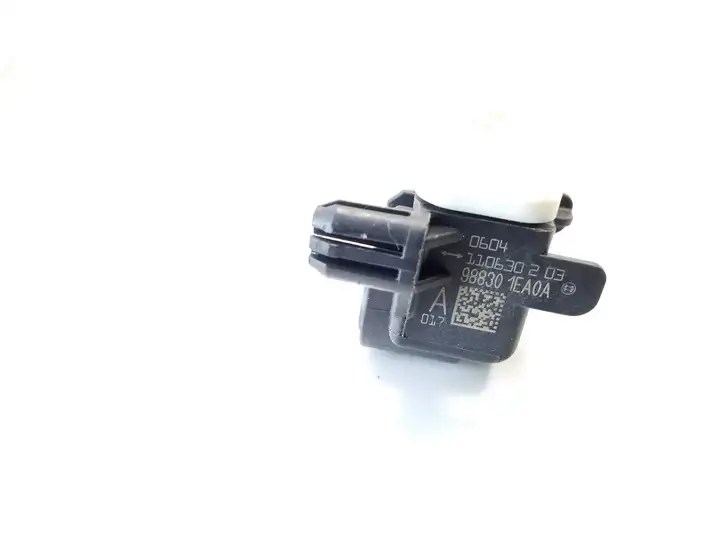 Nissan Leaf I (ZE0) (2010 - 2017) 988301EA0A Датчик удара SRS — фото 2