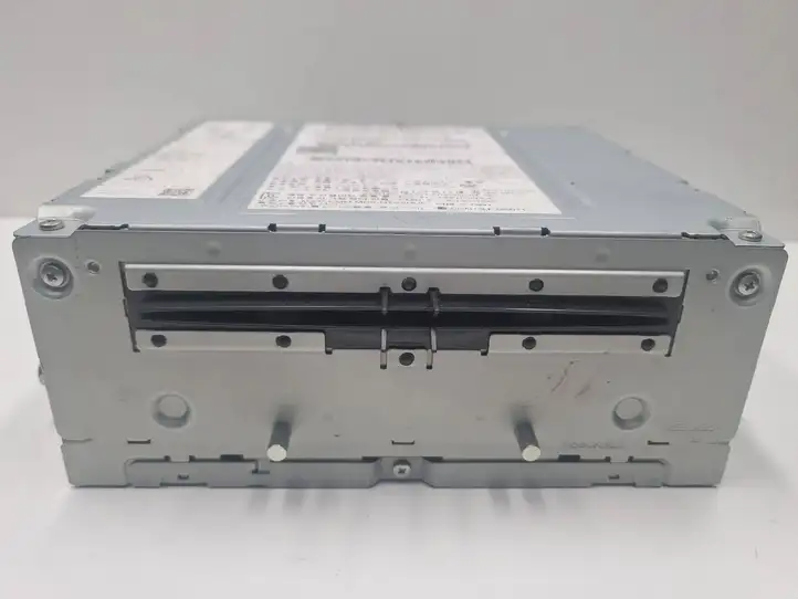 Mercedes-Benz C W205 (2014 - 2021) A2059001722 Магнитола / мультимедийная система — фото 1