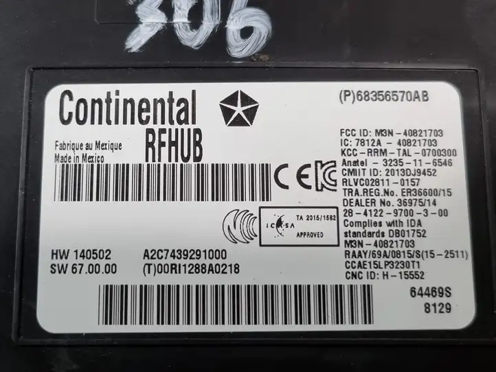 Dodge Challenger (2014 - ) 68356570AB Блок бесключевого доступа — фото 2