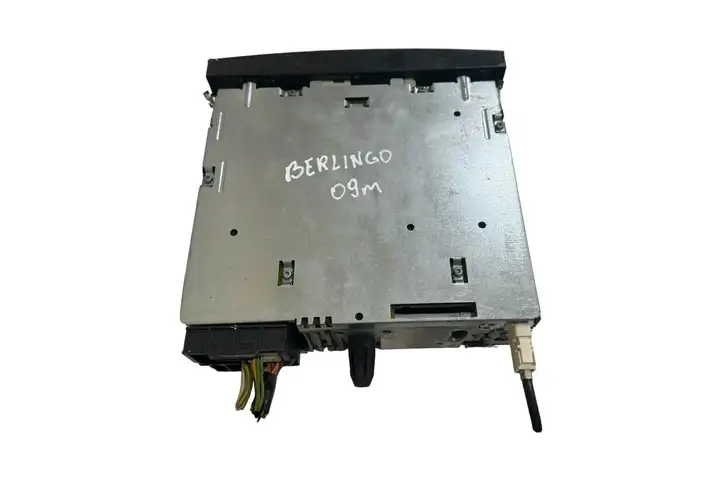 Citroen Berlingo (2003 - 2007) 7647179394 Магнитола / мультимедийная система — фото 2