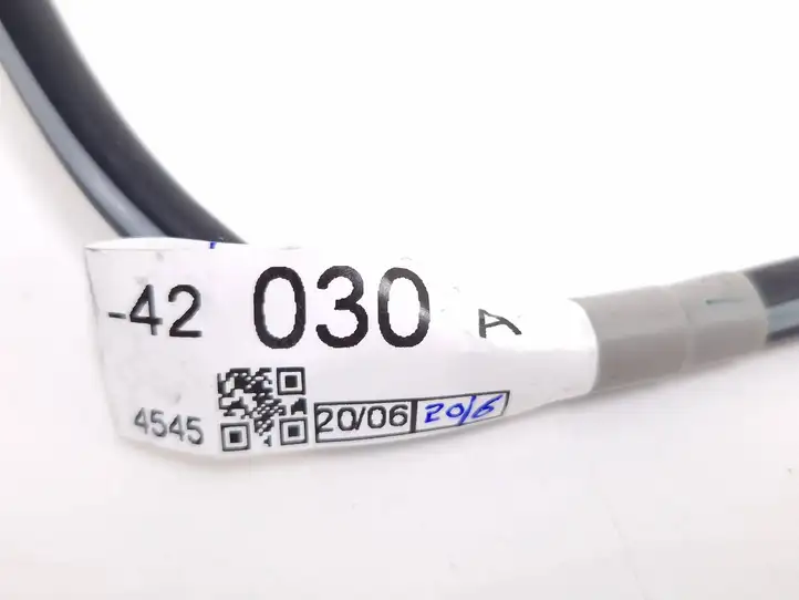 Toyota RAV 4 (XA40) (2012 - 2018)  82284 Минусовый провод (аккумулятора)