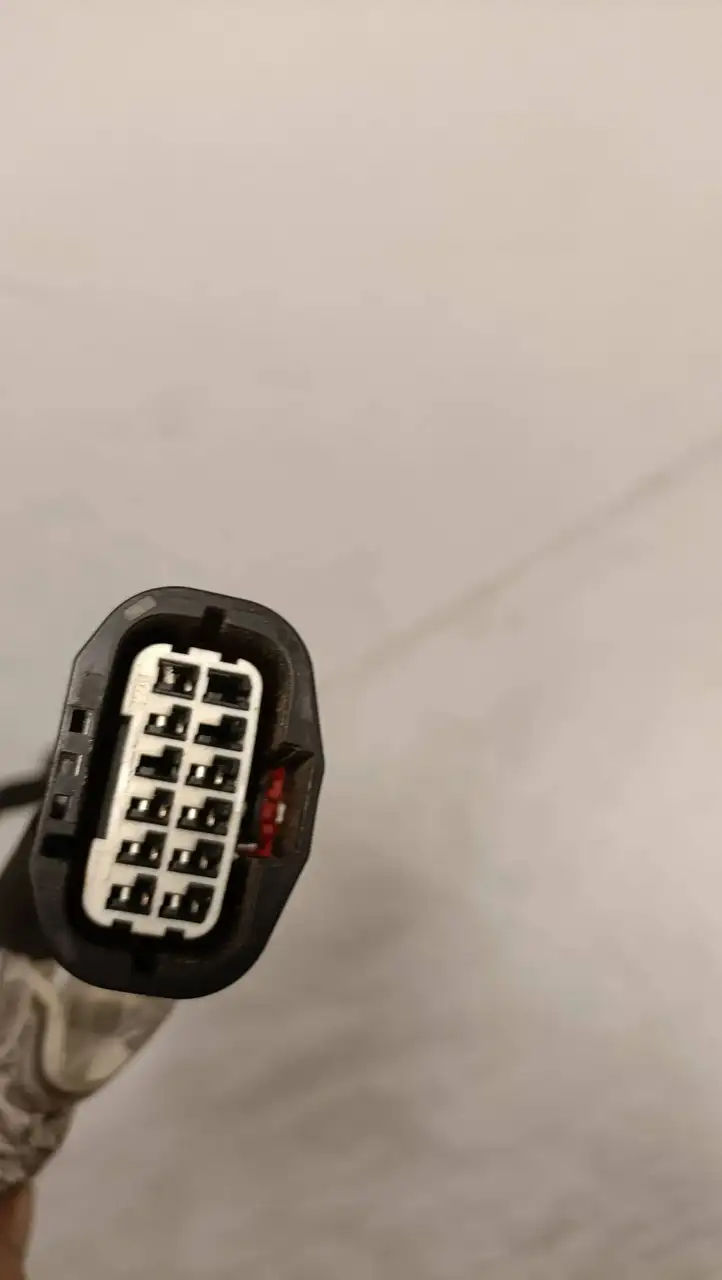 Maserati Levante (2017 - ) 018852296F0 Прочая электропроводка — фото 2