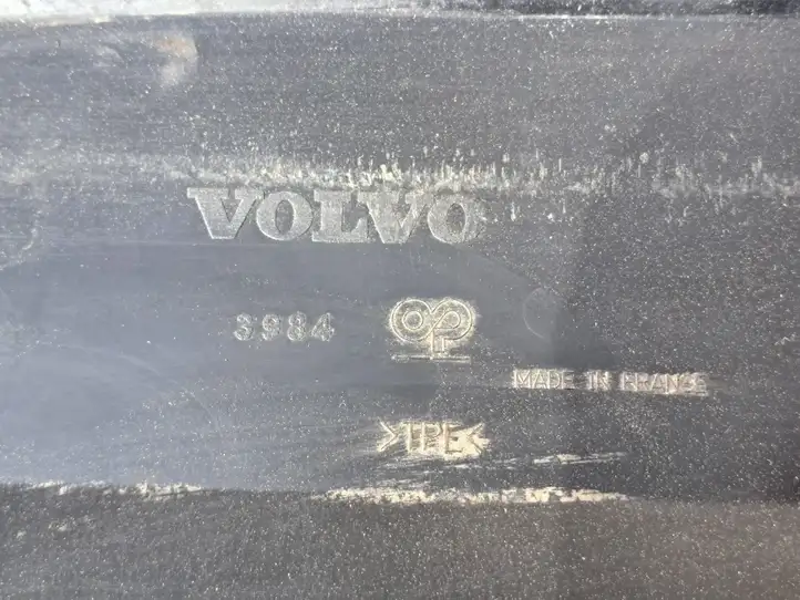 Volvo V50 (2004 - 2008) 3984 Прочие детали моторного отсека — фото 3