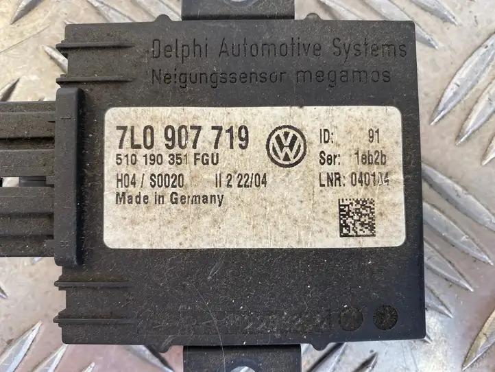 Volkswagen Touareg I (2002 - 2010) 7L0907719 Блок управления сигнализацией — фото 4