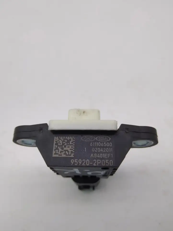 Kia Sorento (2009 - 2014) 959202P050 Датчик удара SRS — фото 2