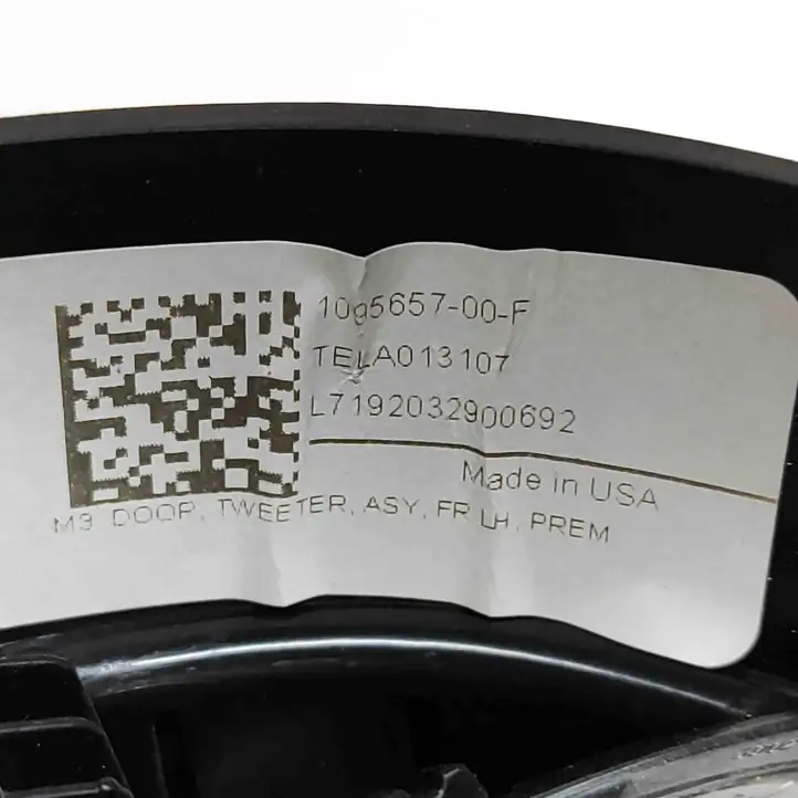 Tesla Model 3 (2017 - 2023) 109565700F Динамики передних дверей — фото 7