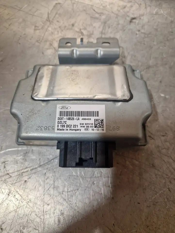 Ford Mondeo MK V (2014 - ) DG9T14B526LA Блок бесключевого доступа — фото 1