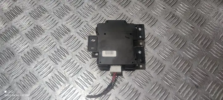 Mercedes-Benz C W205 (2014 - 2021)  071712130137 Ящик предохранителей (комплект)