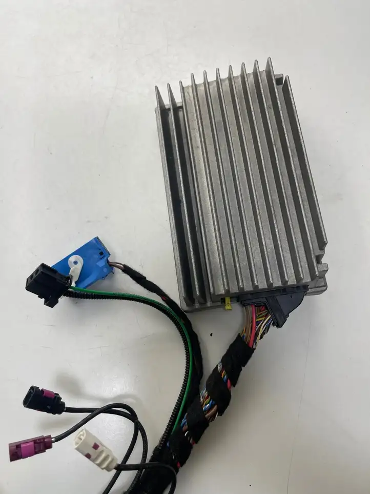 BMW X5 E70 (2006 - 2013) 9197002 Блок Hi-Fi аудиосистемы — фото 2